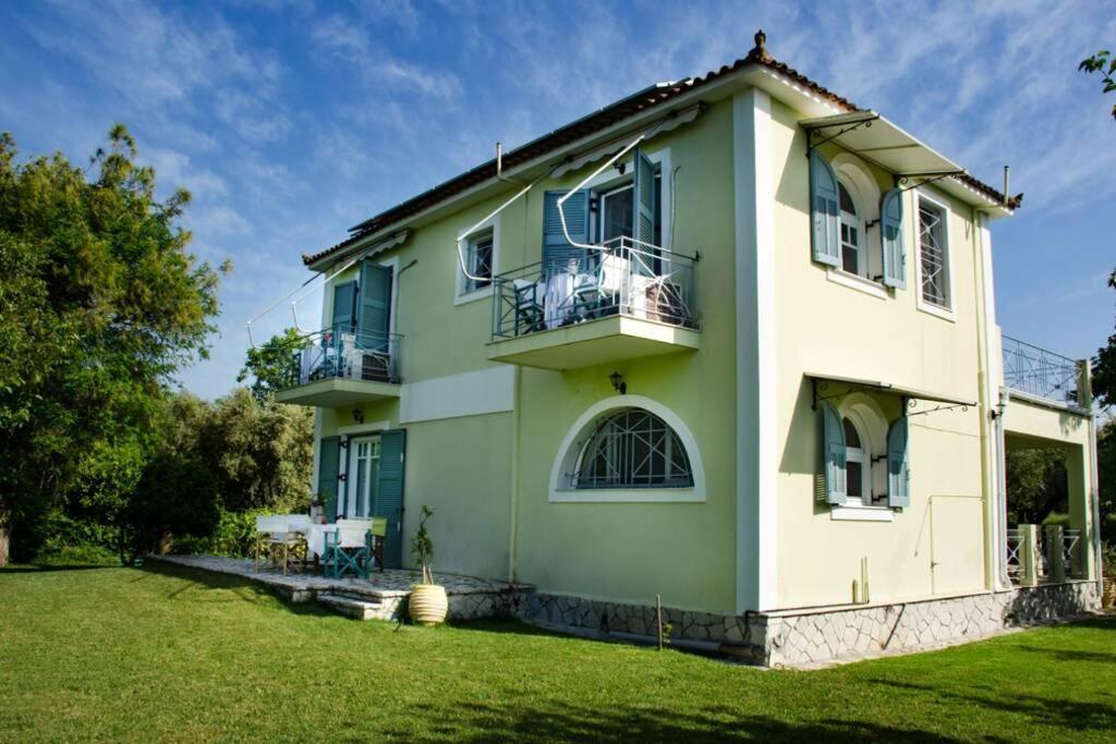 The Cottage House Romírion Buitenkant foto